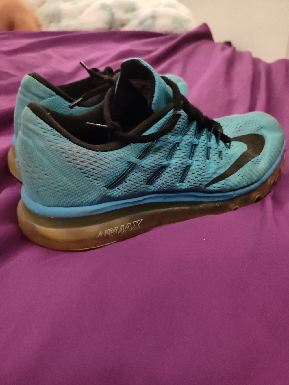 Nike Air Max Teal Blue and Black Athletic Shoes